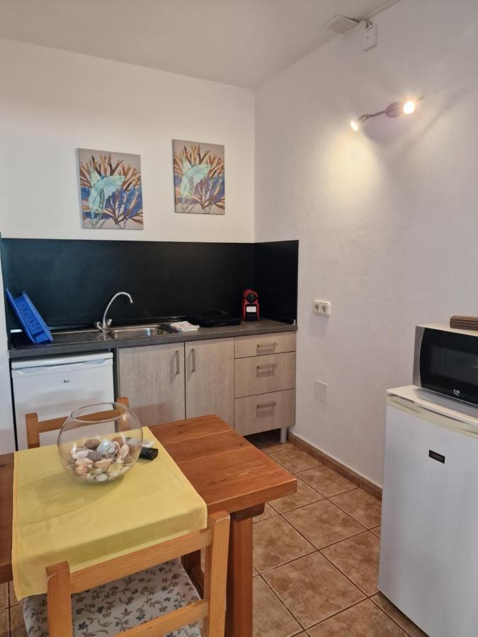 Viviendas Es Carnatge, Can Mestre Playa Migjorn Exterior photo