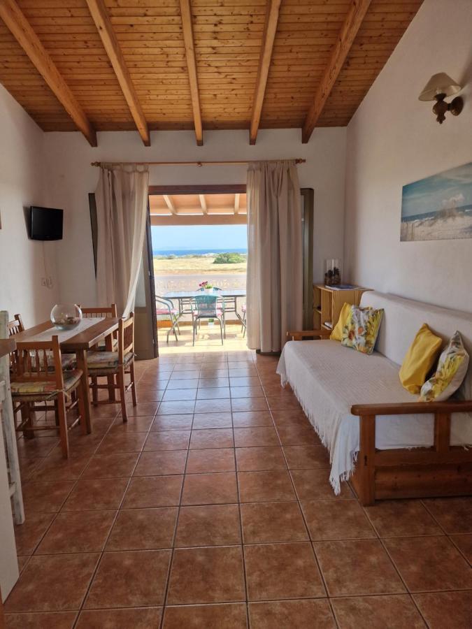 Viviendas Es Carnatge, Can Mestre Playa Migjorn Exterior photo